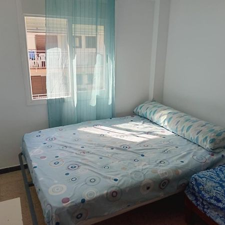 Habitaciones Compartidas En Un Apartamento 萨洛 外观 照片