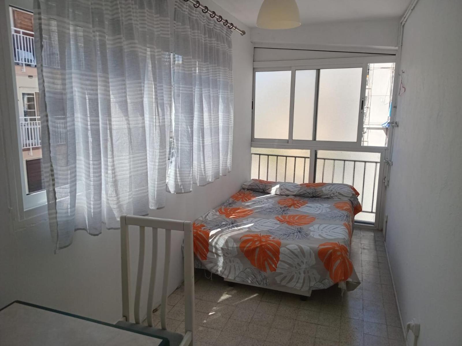Habitaciones Compartidas En Un Apartamento 萨洛 外观 照片