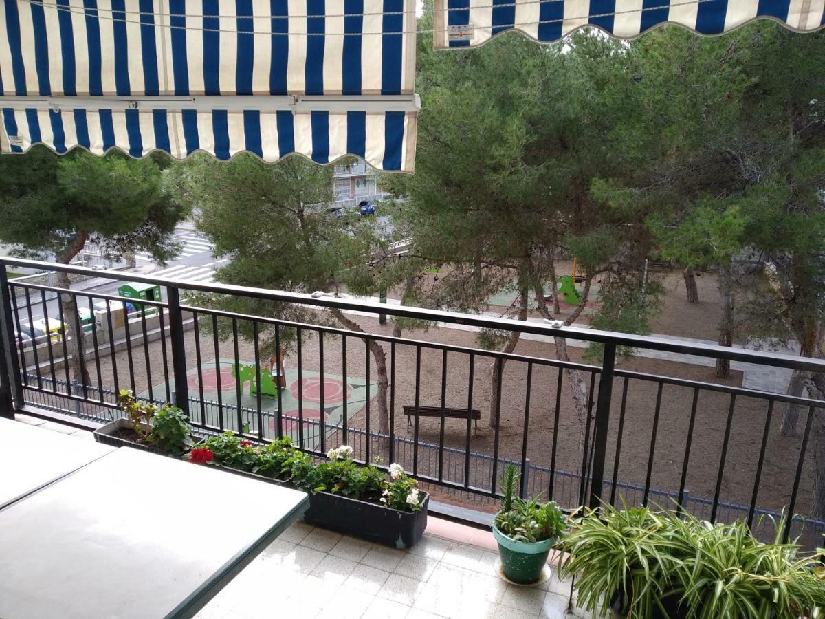 Habitaciones Compartidas En Un Apartamento 萨洛 外观 照片