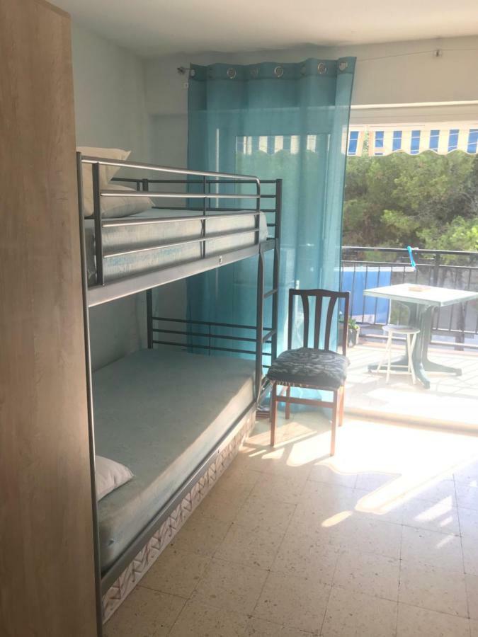 Habitaciones Compartidas En Un Apartamento 萨洛 外观 照片