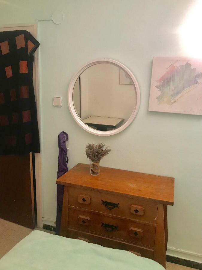 Habitaciones Compartidas En Un Apartamento 萨洛 外观 照片